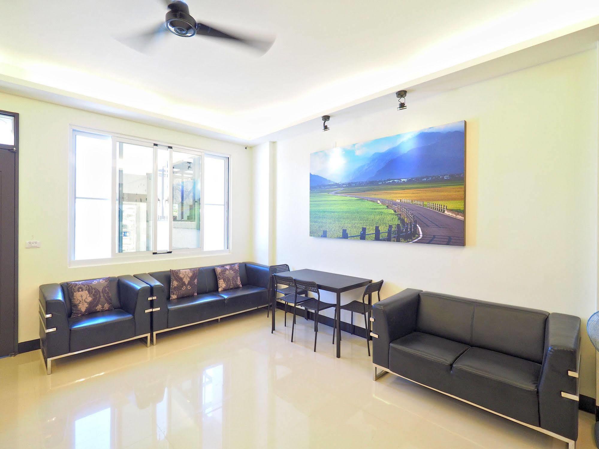 Love And Peace B&B Taitung Exterior photo