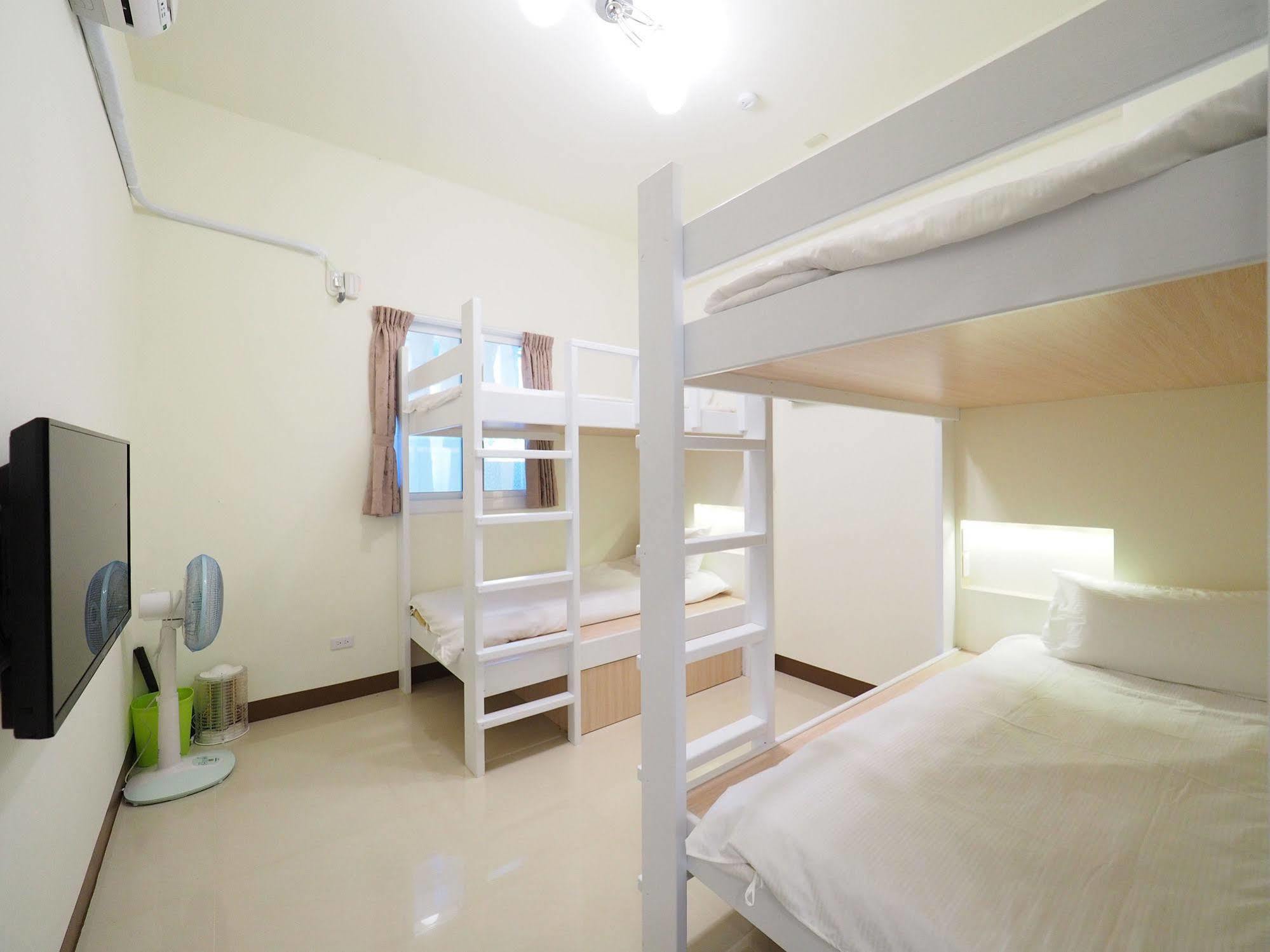 Love And Peace B&B Taitung Exterior photo