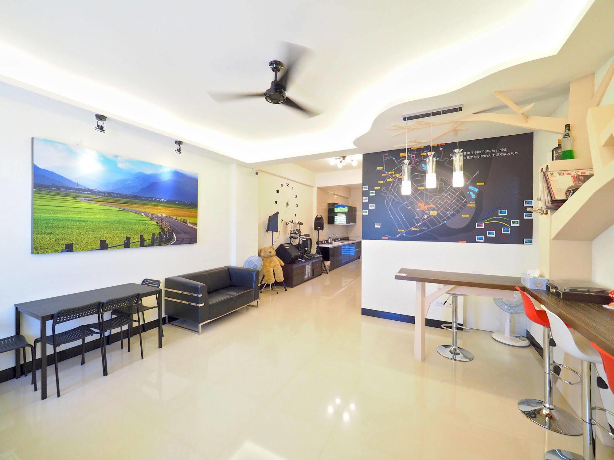 Love And Peace B&B Taitung Exterior photo